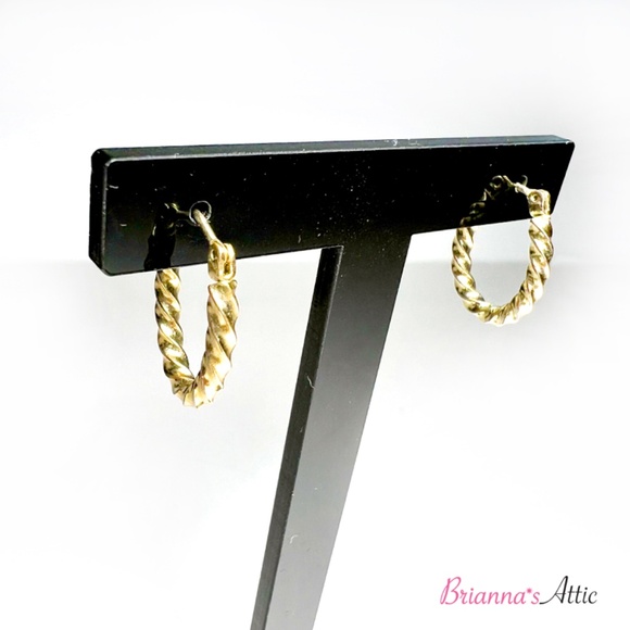 Gold Tone Long Square Crystal Necklace with Artistic Earrings - Picture 11 of 14